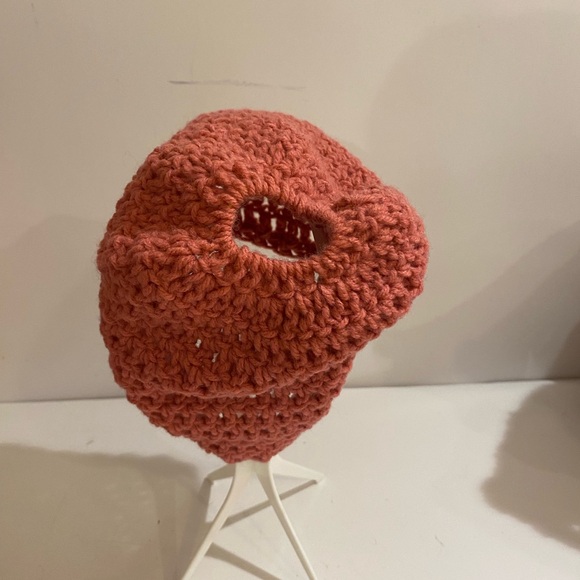 Crochet Messy Bun Toboggan (JV) - Picture 3 of 9